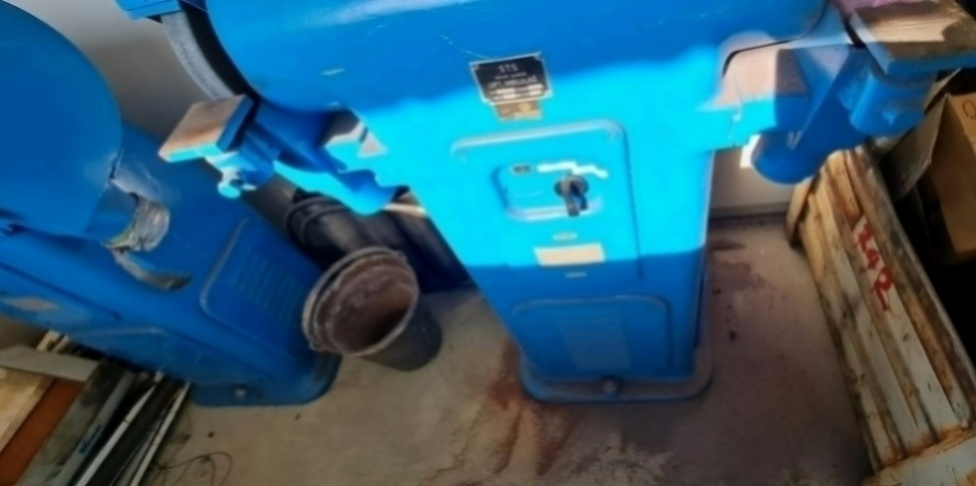 Prodávám Použitá dvoukotoučová brusku BL 3 D, r. v. 1973 - 8