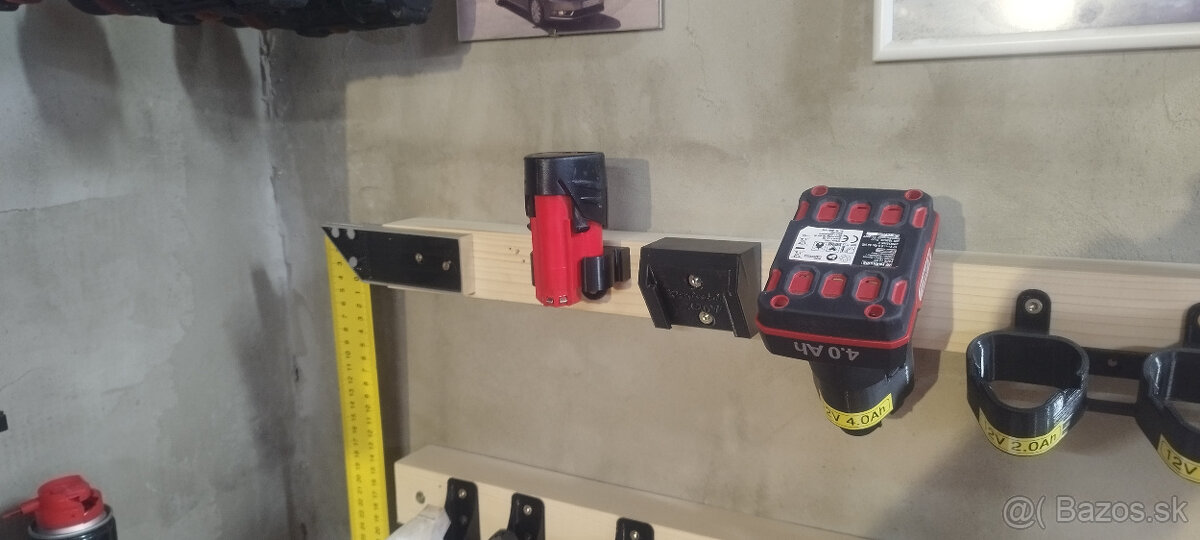 Držiak batérie milwaukee M12 - 8