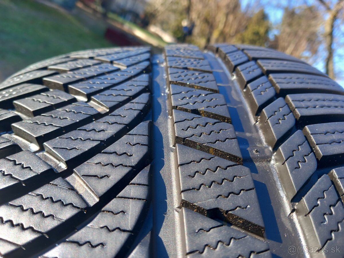 255/45 r19 zimne pneumatiky - 8
