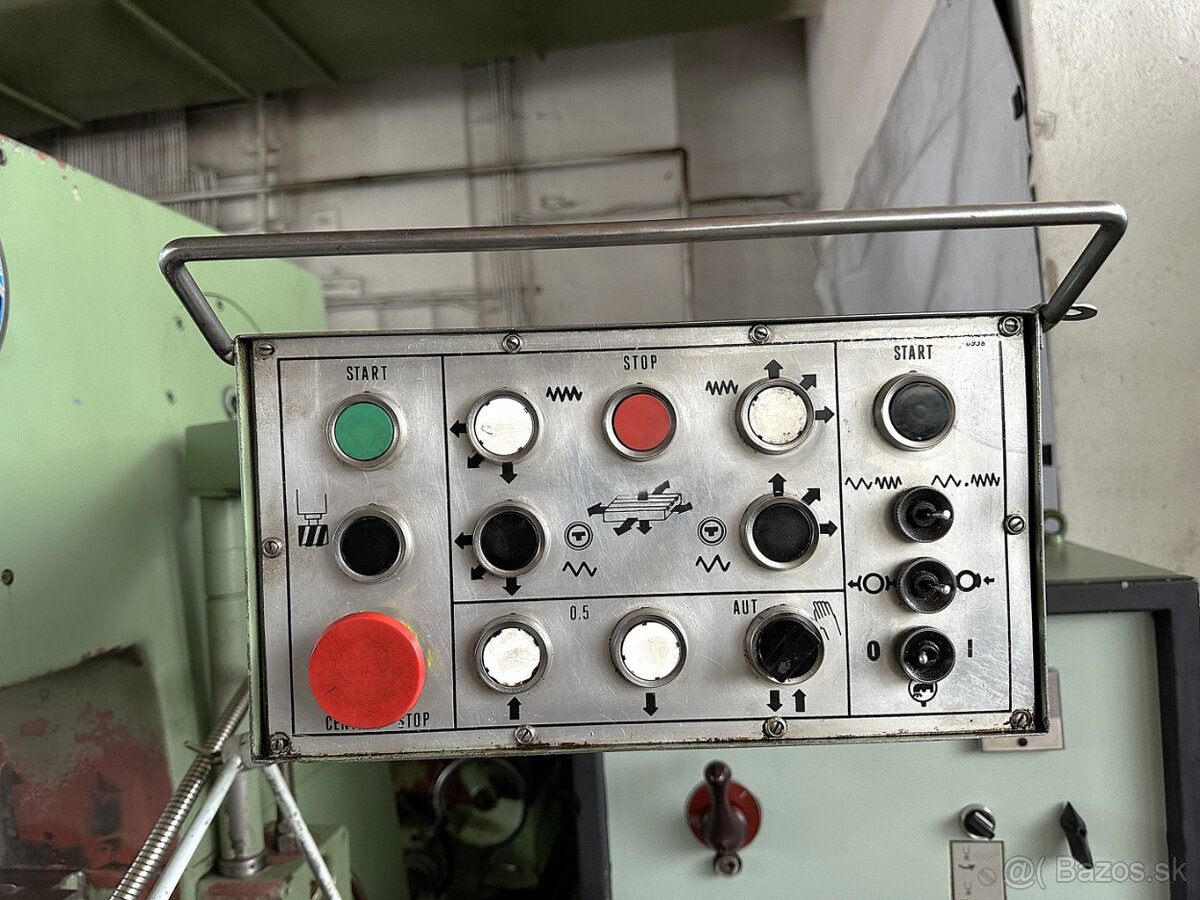 Frézka svislá konzolová FVE 20 - 8