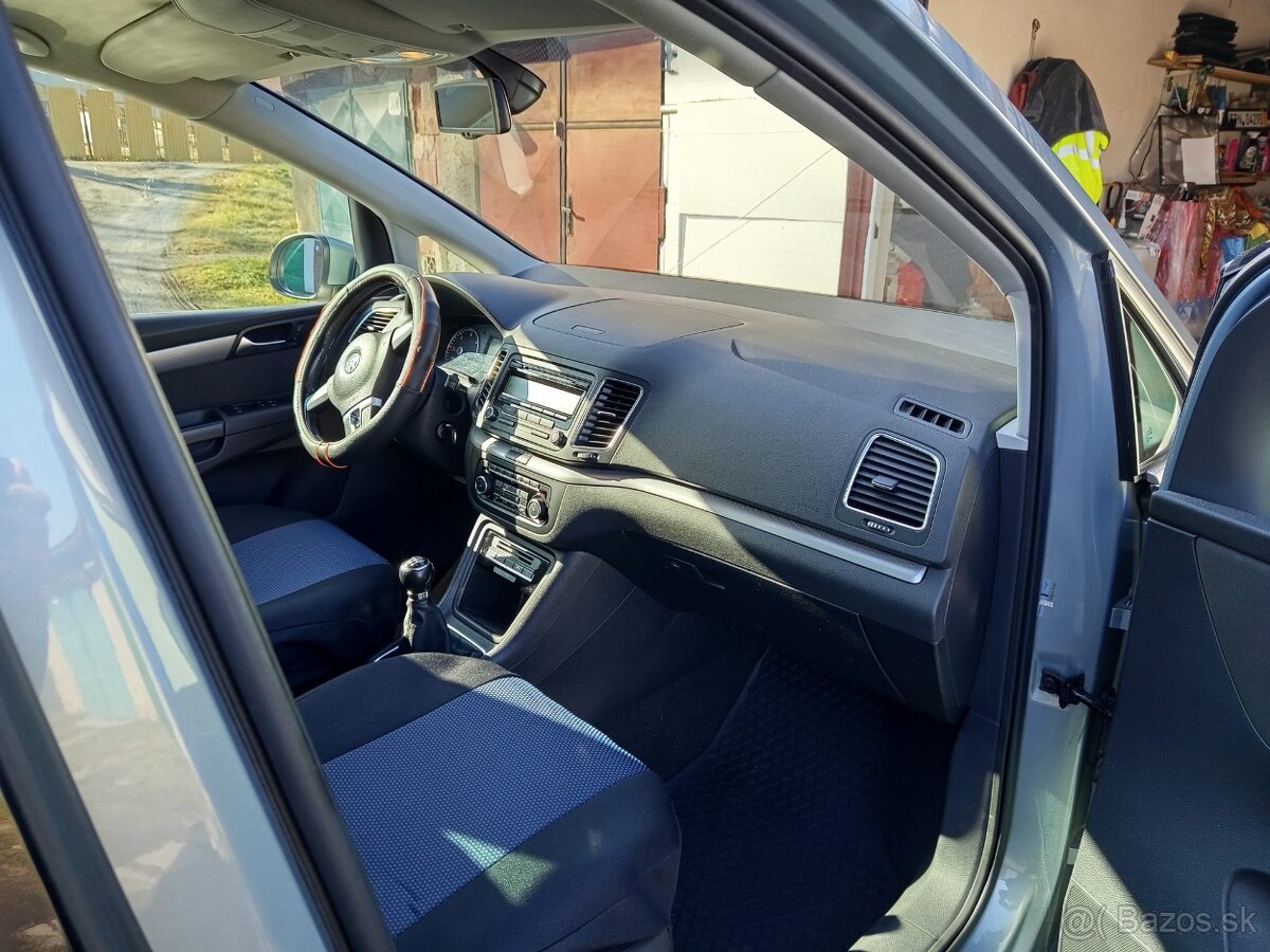 Predám VW Sharan, 2.0 TDI (103kW), r.v.2011 - 8