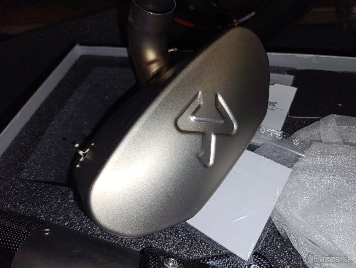 Mv agusta racing kit akrapovic EVO - 8