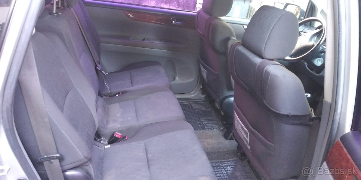 Toyota Avensis Verso 2.0 vvti LPG - 8