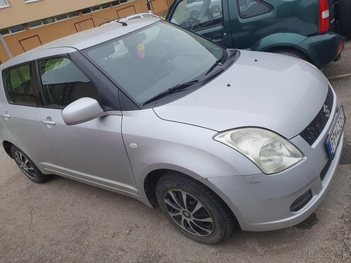 Suzuki Swift - 8