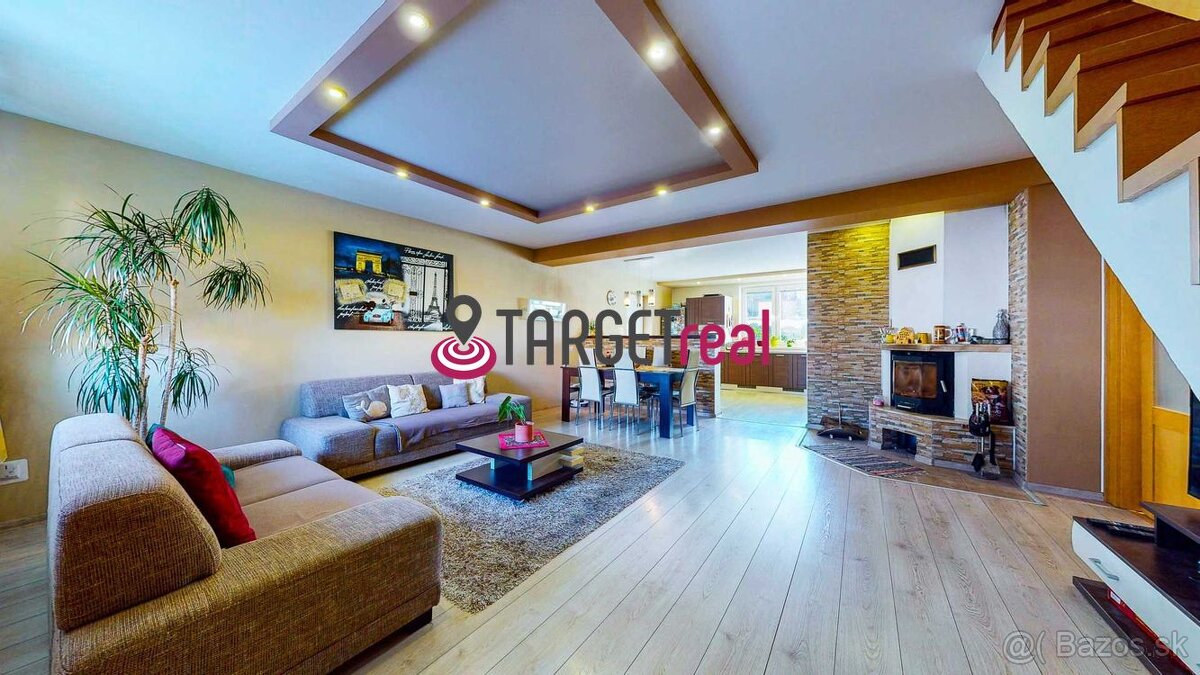 PREDAJ : priestranný rodinný dom po rekonštrukcii v skvelej - 8