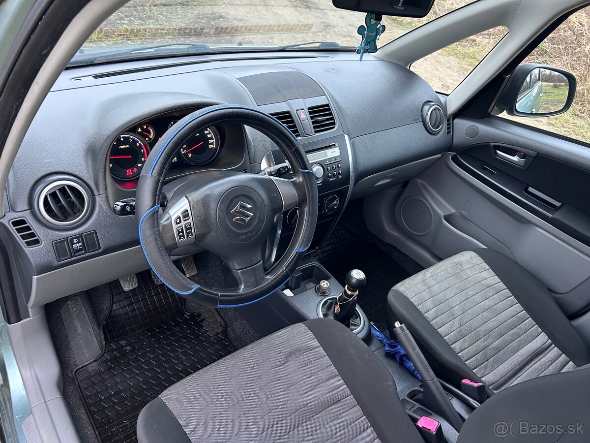 Suzuki Sx4 1.5 VVT - 8