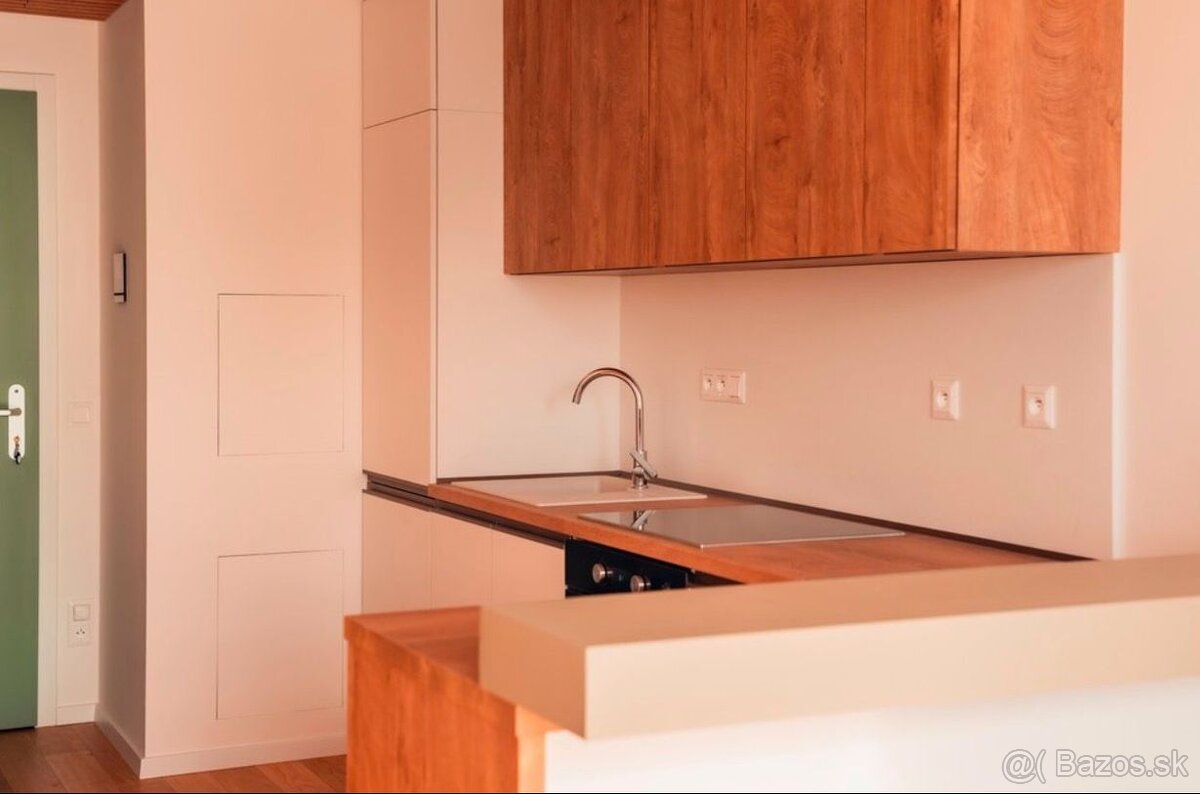 1,5 izbový byt komplex Vydrica , ul.Žižkova, Bratislava I TO - 8