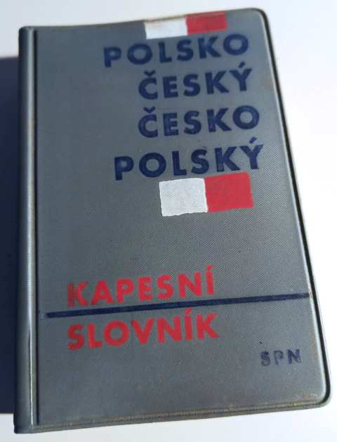 RETRO SLOVNÍKY A UČEBNICE - 8