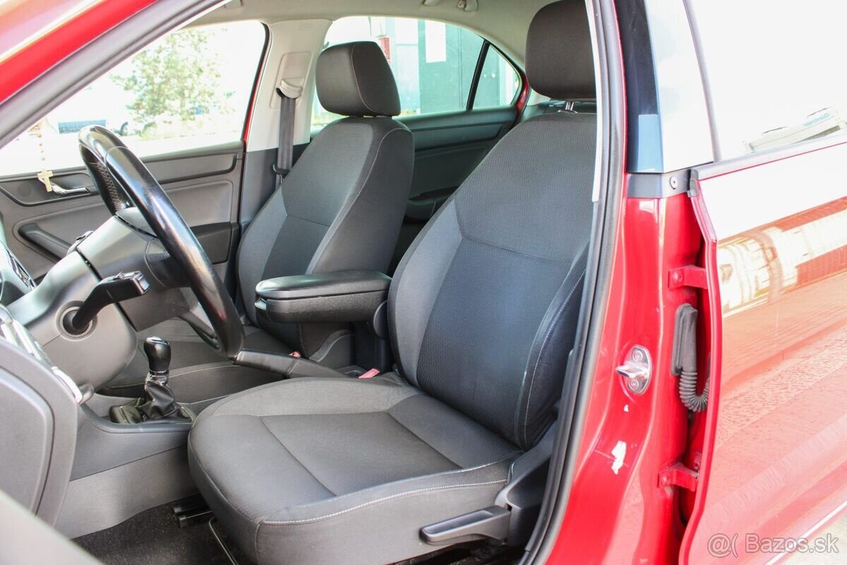 Škoda Rapid 1.6 TDI 90k - 8