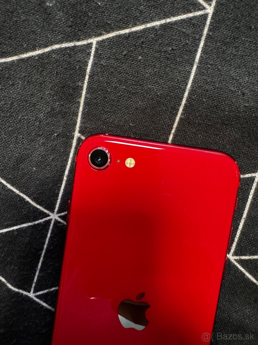 iPhone SE2020 Product Red - 8