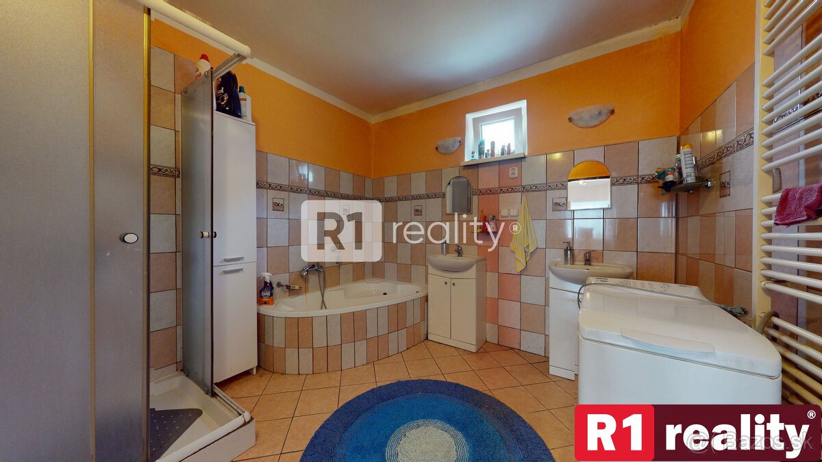 Rodinný dom s veľkým pozemkom 1779 m2 / Vaďovce pri Starej T - 8