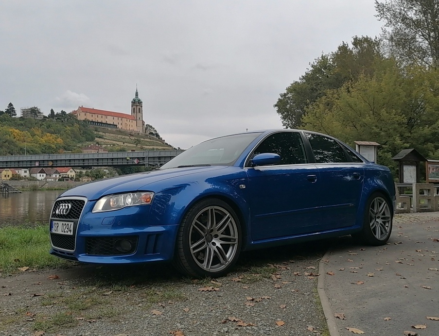 Prodám Audi RS4 4.2 V8 Exclusive B7 - 8