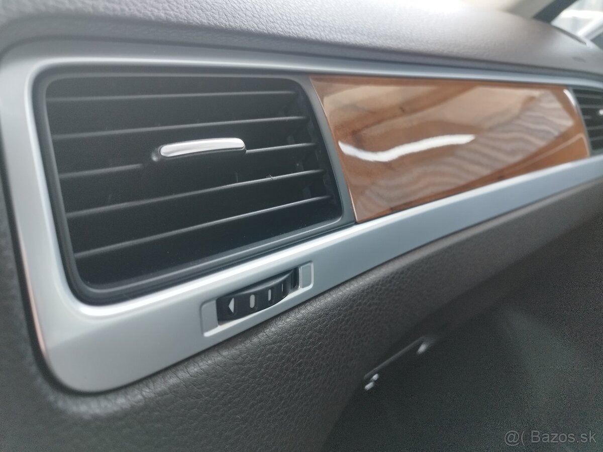 VW Touareg 3.0 tdi - 8