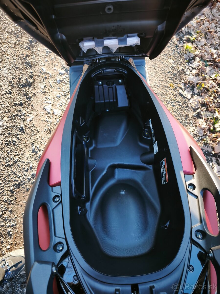 Honda Forza 125 cc - 8