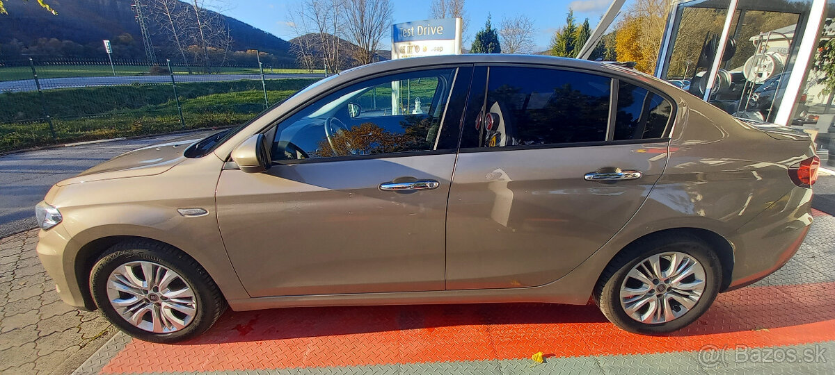 Fiat Tipo 1.4 Opening Edition - 8