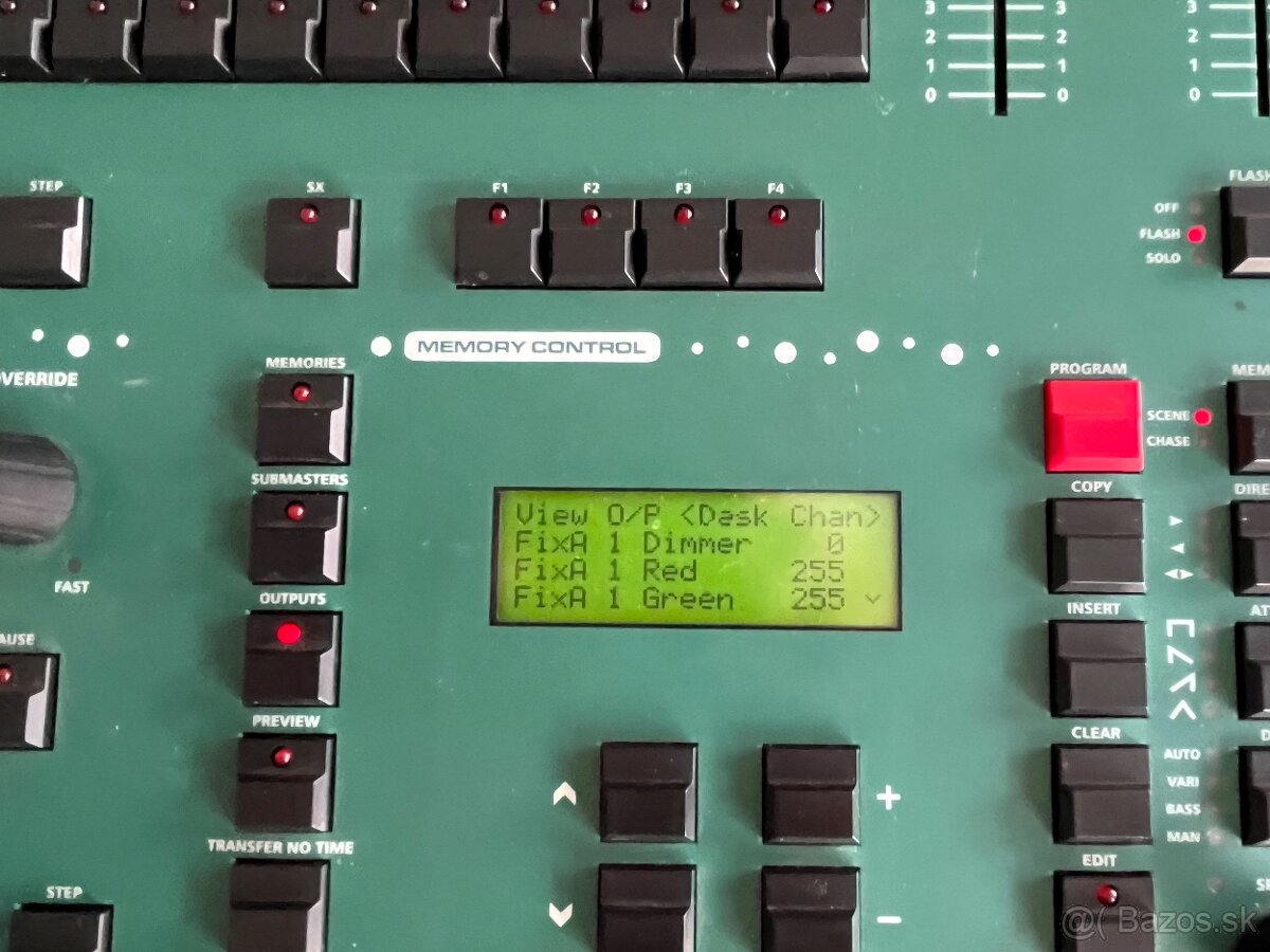 ZERO 88 MAMBO FROG sveteľný pult mixpult DMX + 27" monitor - 8