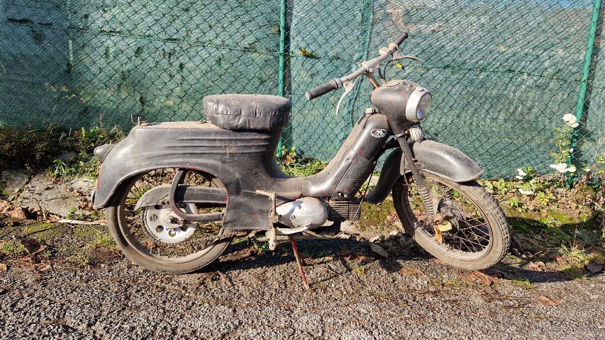 Jawa Pionier typ 555 - čierna farba - 8