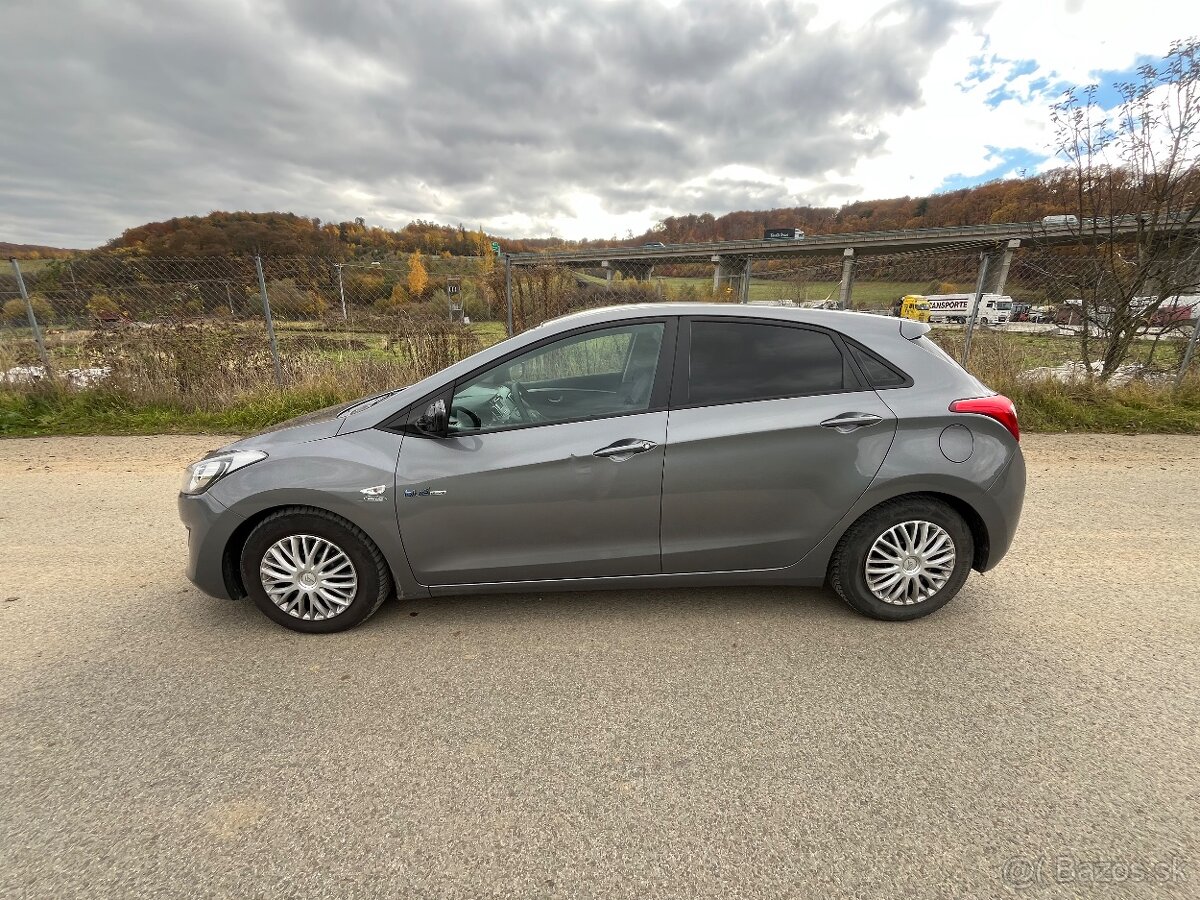 Hyundai I30 1.6crdi diesel - 8