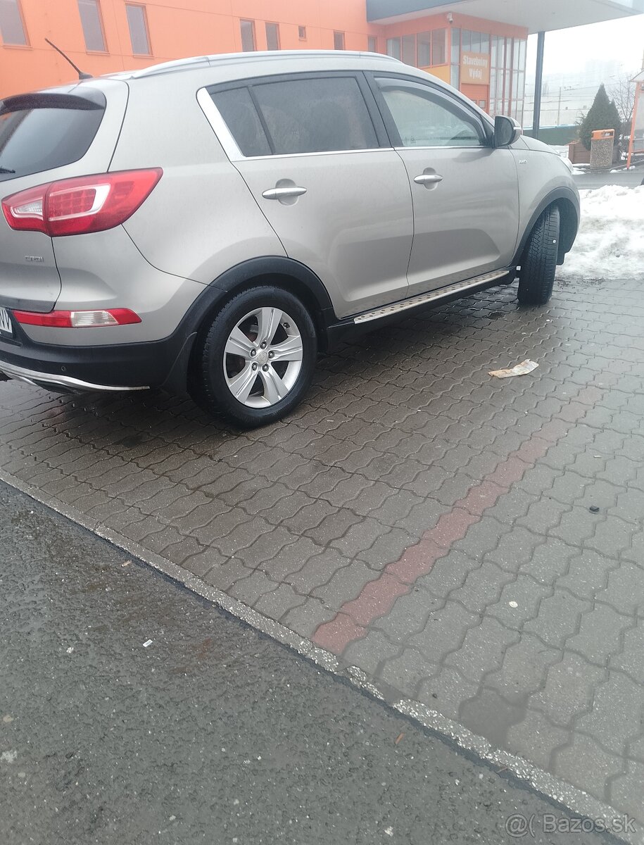 Predám Kia Sportage - 8