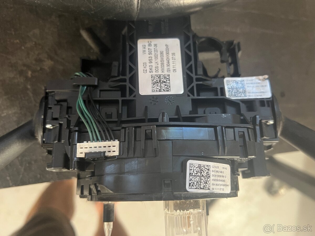 Predám multifunkčný volant do VW Golf 6 - 8