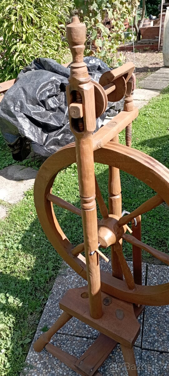 Starý drevený kolovrátok - 8