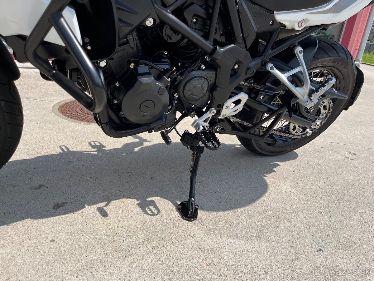 Benelli TRK 502 X - 8