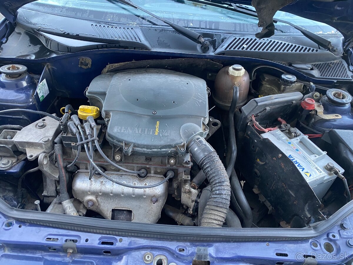 Renault clio thalia - 8