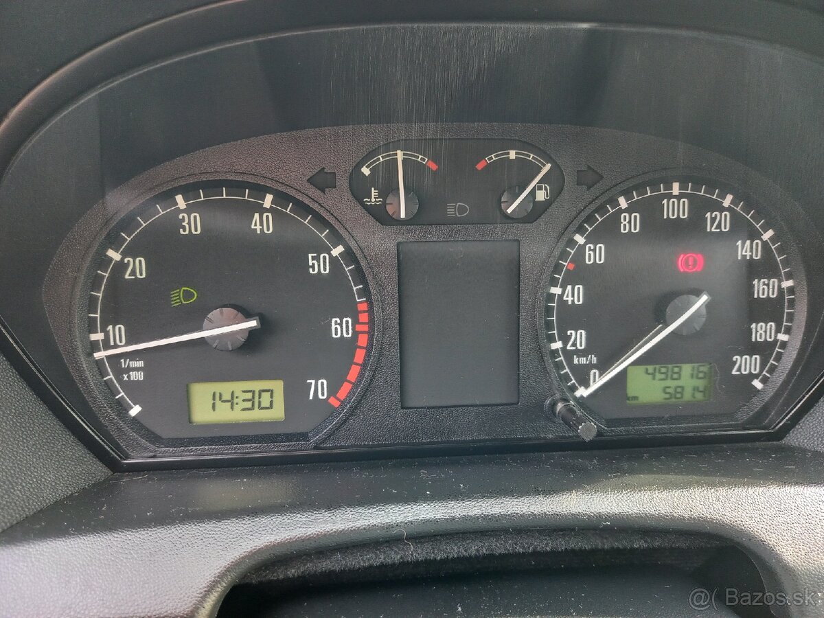 Predám Škoda Fabia 1.4 44kw r.v 2000 - 8