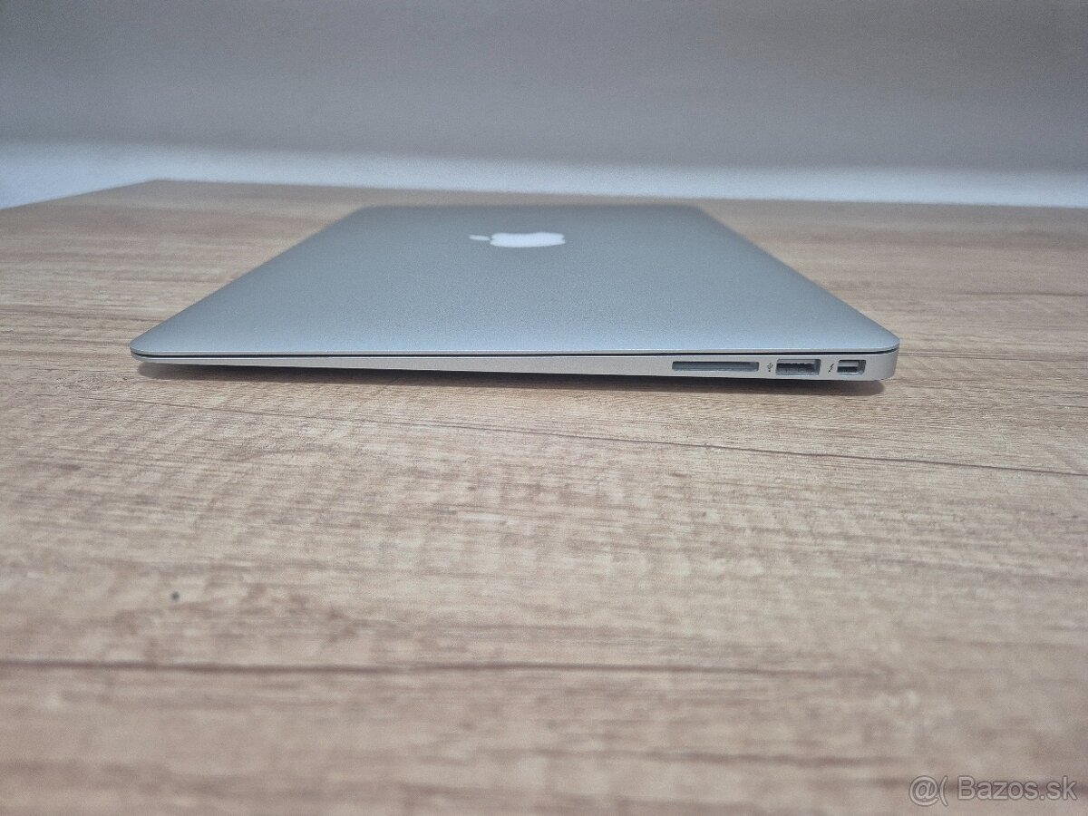 MacBook Air (13-inch, 2017)/Intel Core i5/8GB RAM/128GB SSD - 8