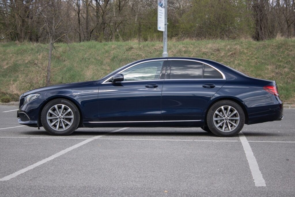 Mercedes-Benz E trieda 200, 9G-Tronic - 8