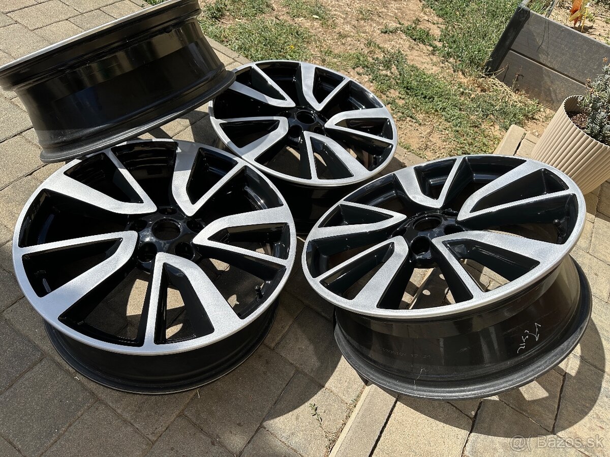 Disky R19 5x114,3 7J ET40 - 8