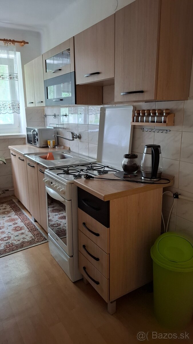 Predám 3-izbový byt - 8