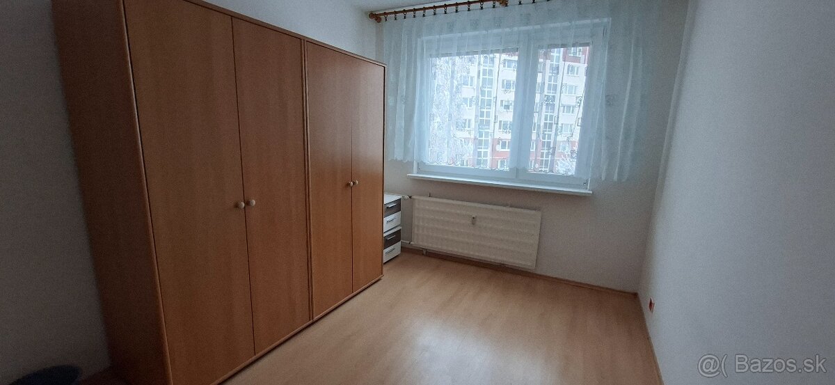 Prenájom 3 izbový byt - 8
