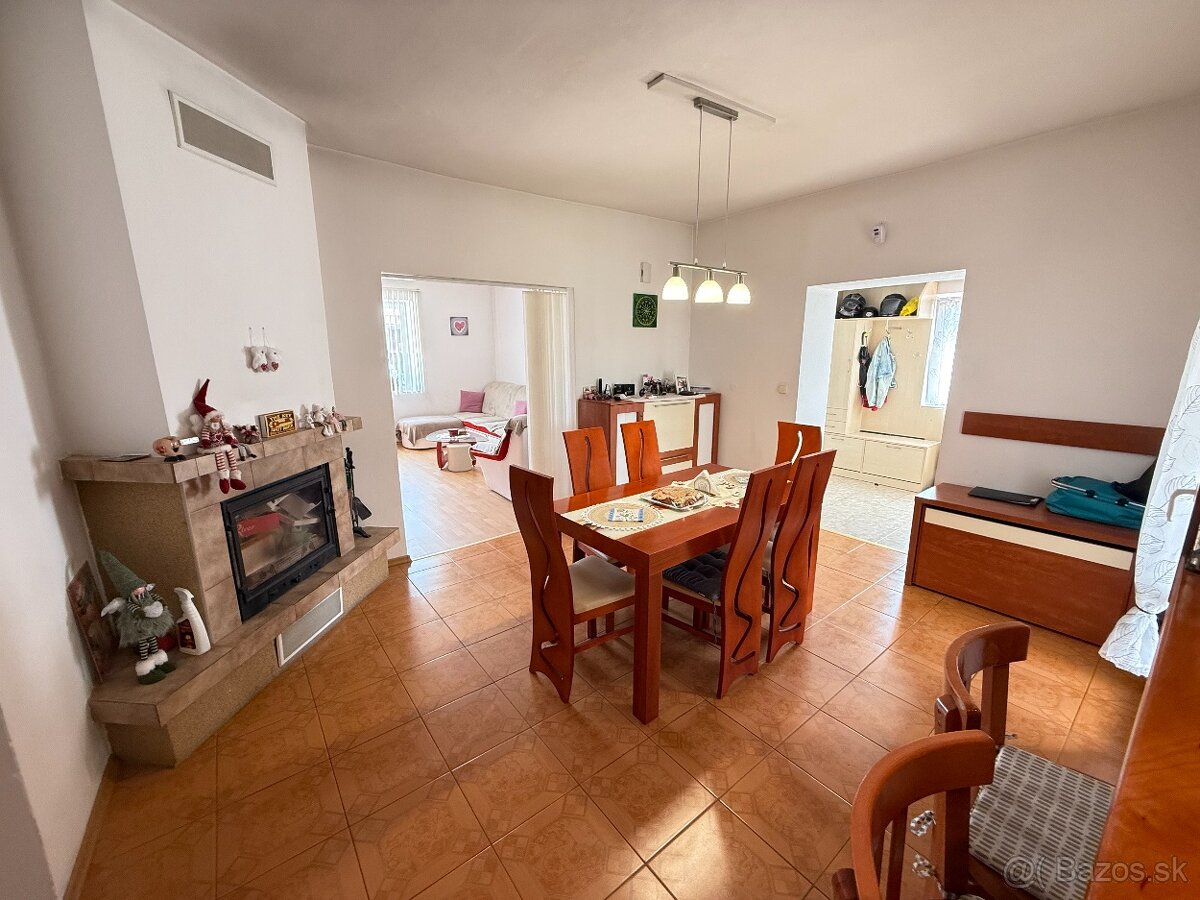 Exkluzívne iba v APEX reality 5i. RD v Horných Otrokovciach - 8