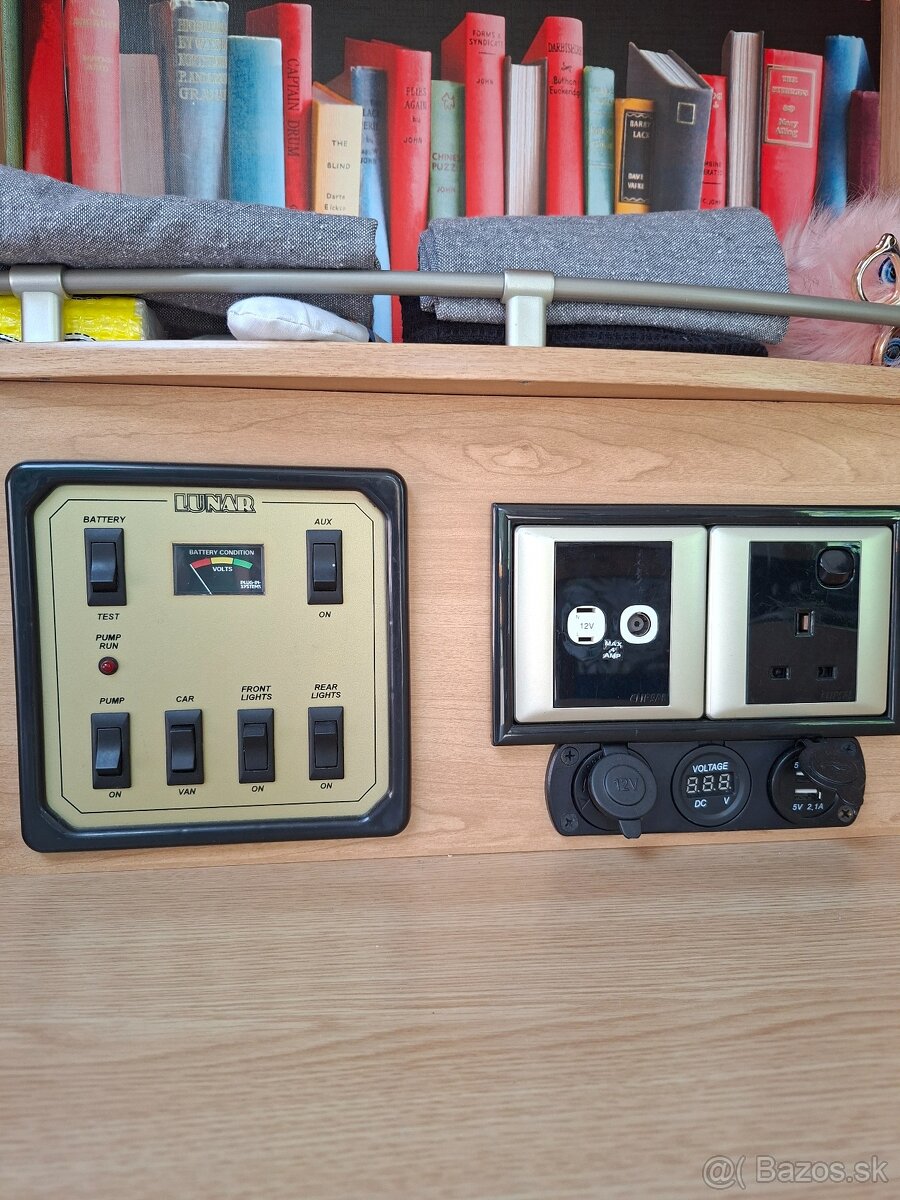 Karavan Lunar solar - 8