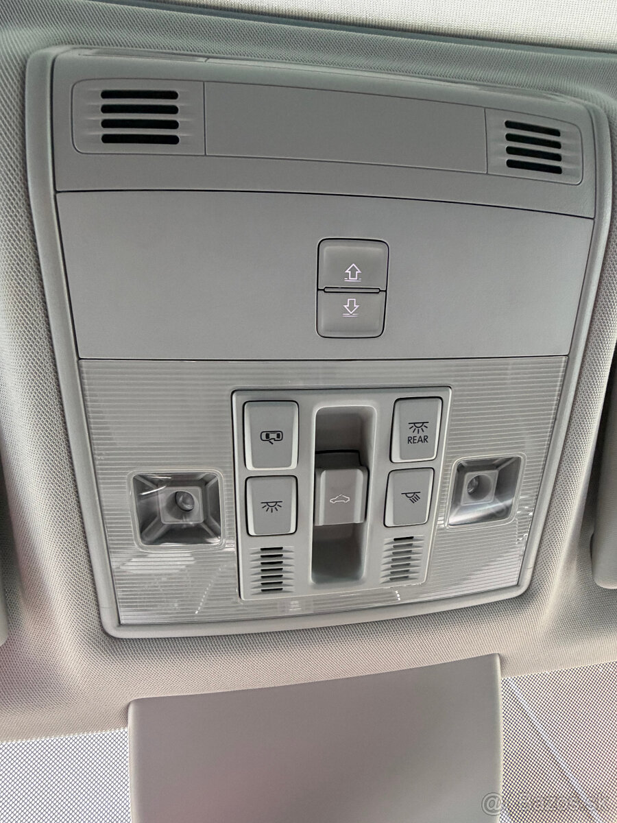 Škoda Superb Combi 1.4 TSI ACT Ambition DSG – extra výbava, - 8