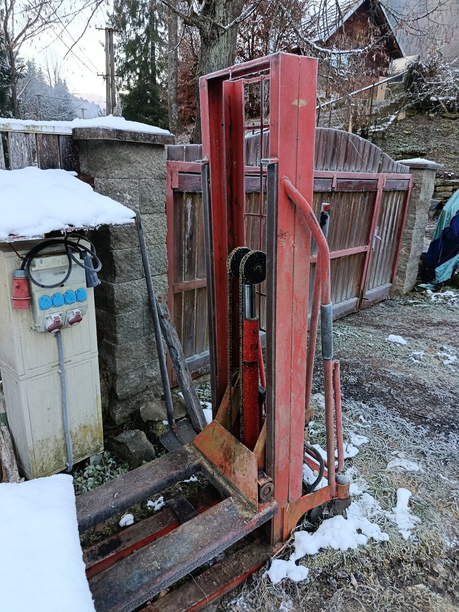 Ručný vysokozdvižný paletovaci vozik - 8