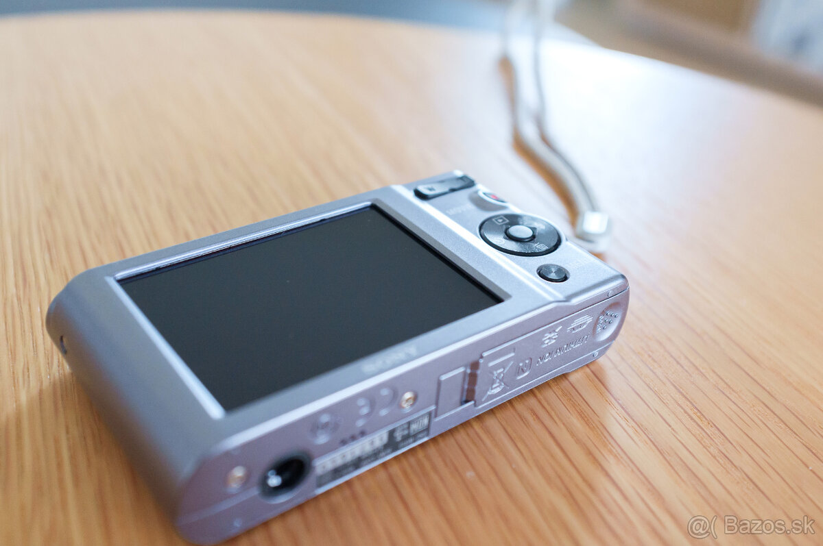 Sony Cyber-shot DSC-W810 - 8