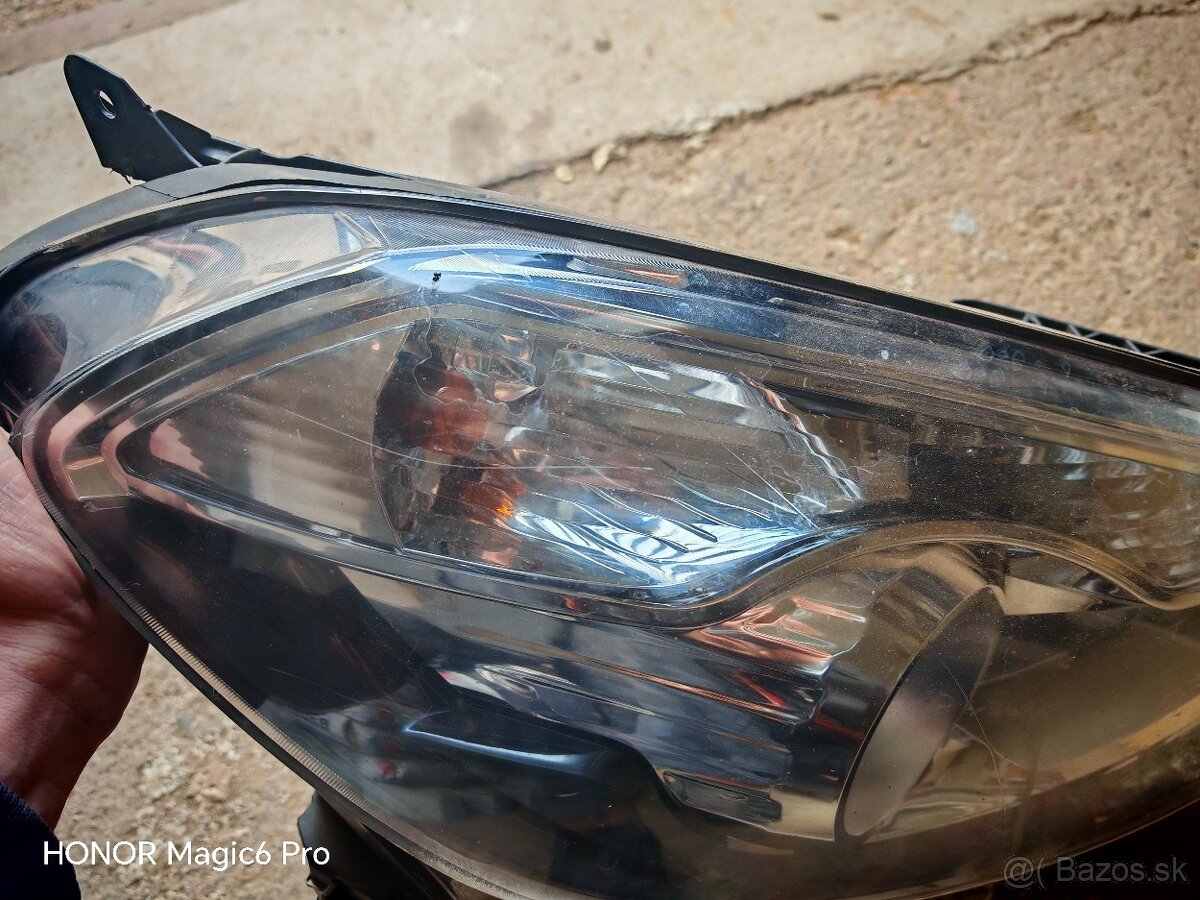 Predné svetlá Nissan Qashqai - 8