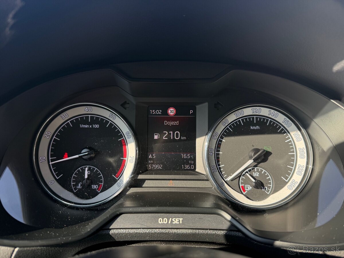 Škoda Octavia 3 2.0 TSI Style - 8