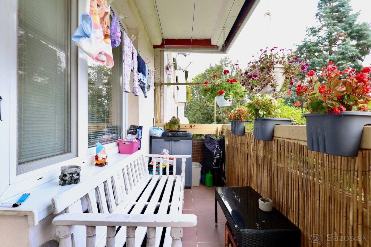 Rezervovaný 3 izbový byt s veľkou loggiou - 8