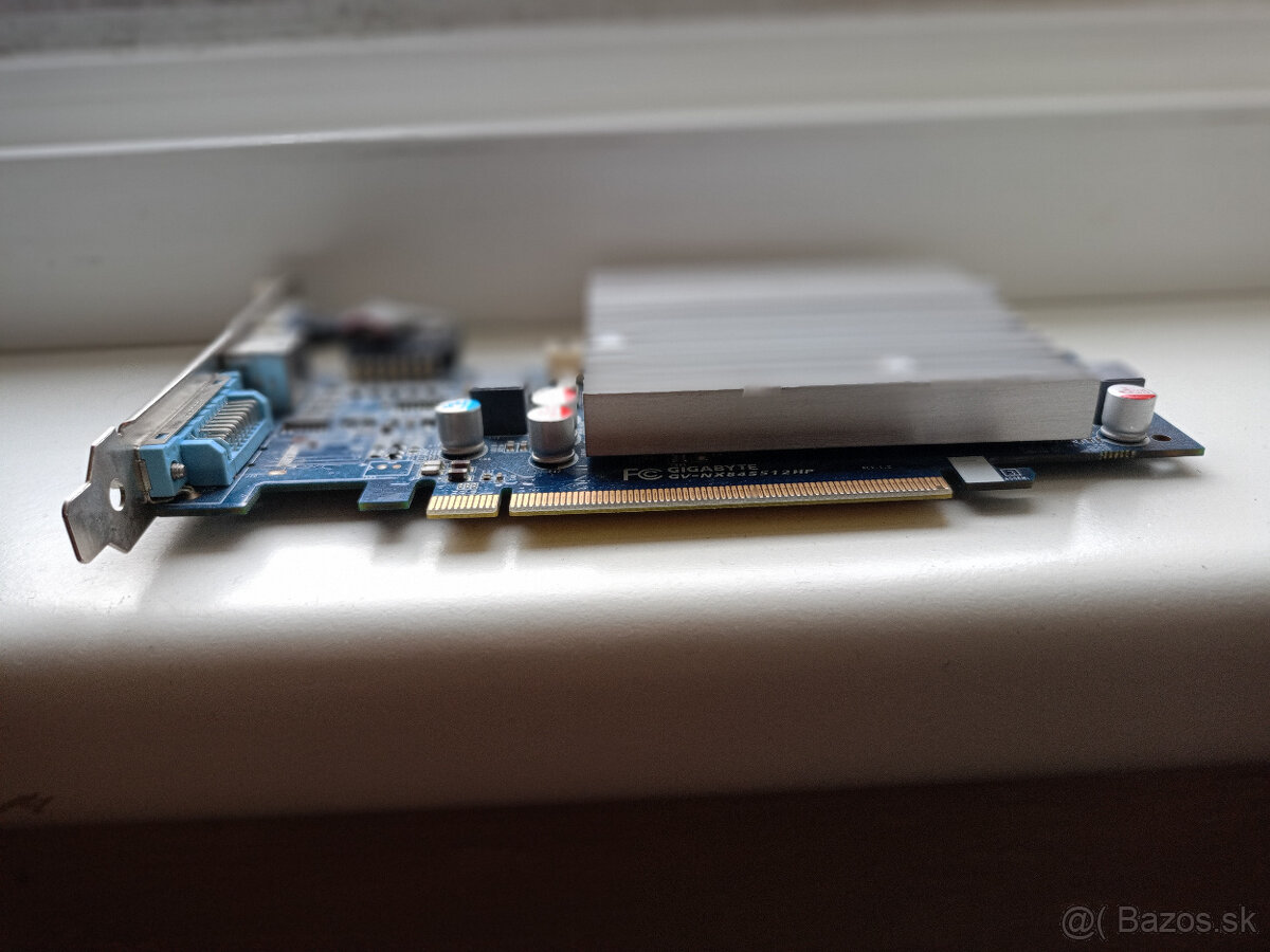 GeForce MSI 8400GS 2x - 8