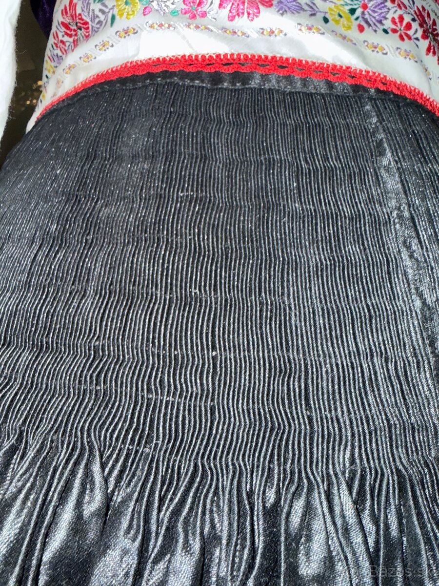 Kroj - krásny starý kroj na predaj - 8