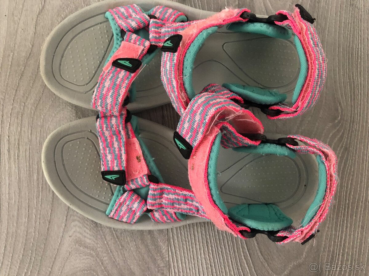 Topánky, gumáky, tenisky, sandále - 8