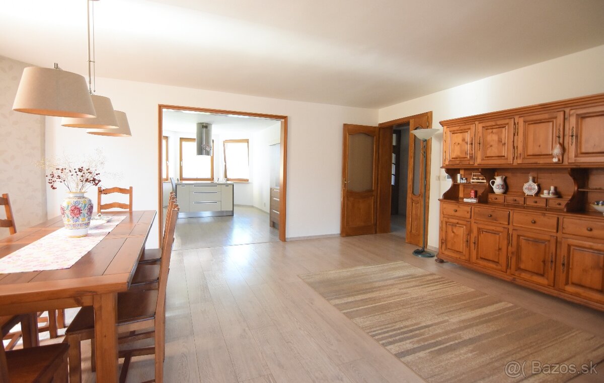 Na predaj Rodinný dom,Trenčín-Zlatovce, krásny pozemok 900m2 - 8