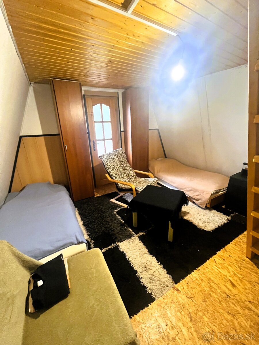 Predám chatu so záhradou 458m2 na Ohňavach pri Modre. - 8