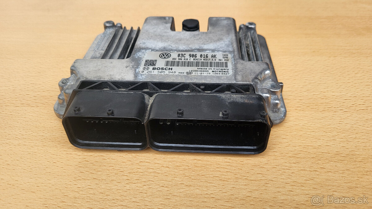 Predam riadiacu jednotku motora 1,4 TSi- 90 kW- CAXA - 8