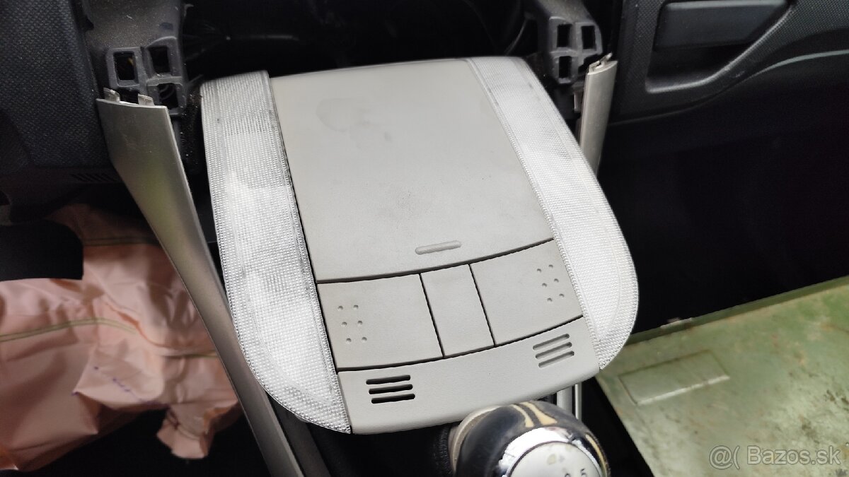 Predam diely toyota auris 2009 - 8