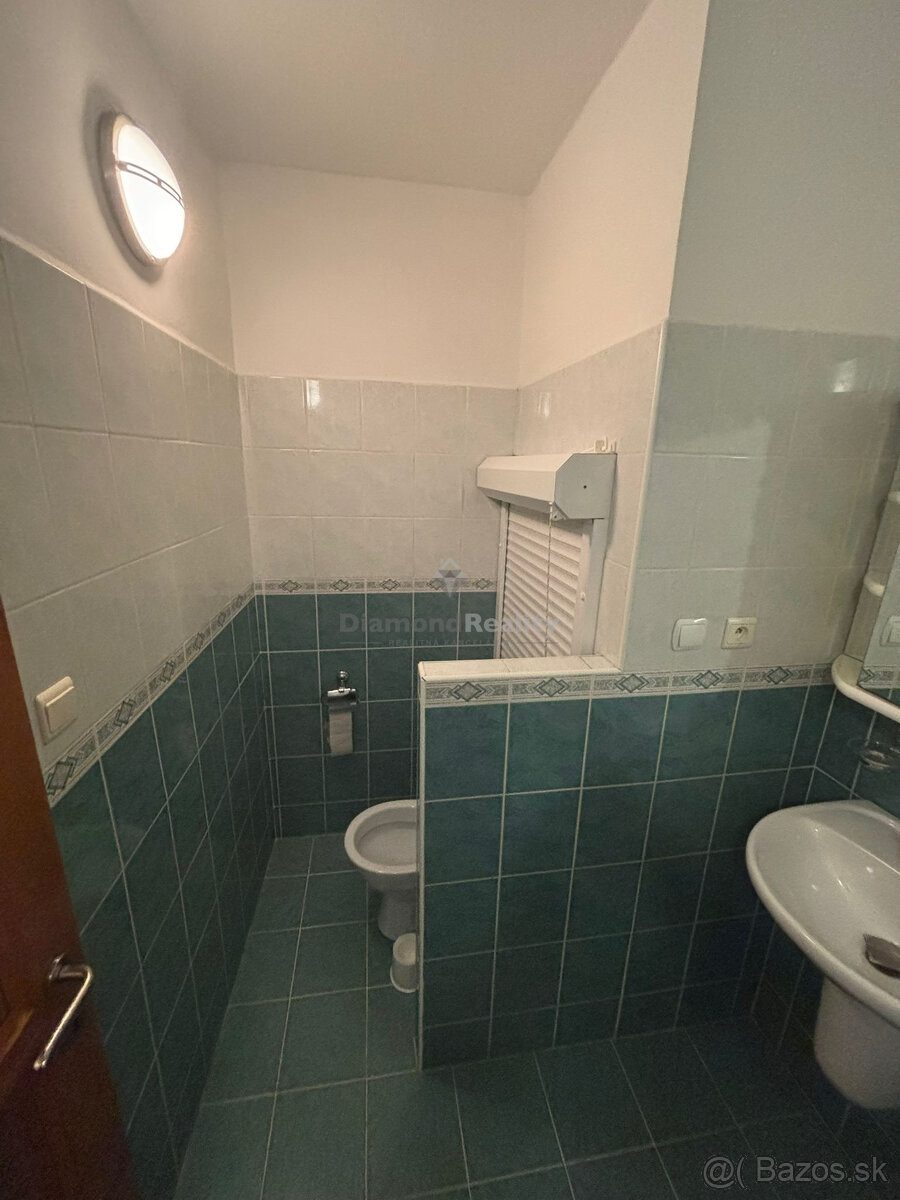 Na prenájom veľký 2 izbový byt Nitra - Čermáň, skvelá lokali - 8