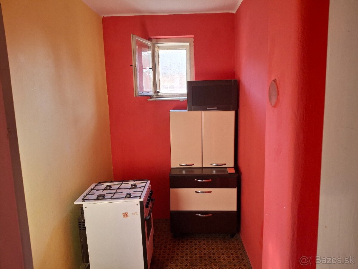 Rodinný dom - Kamenica nad Cirochou - 8